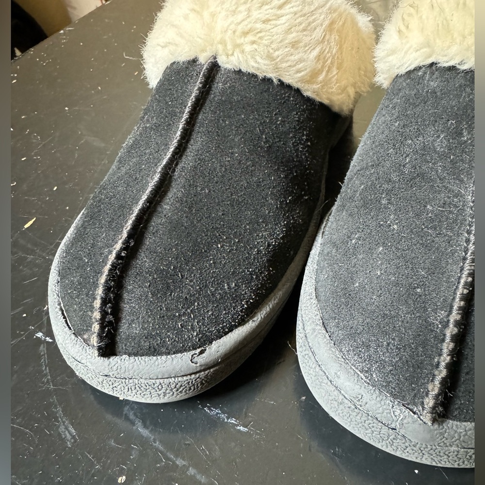 Clark’s women’s slippers Size 5 - Picture 12 of 12